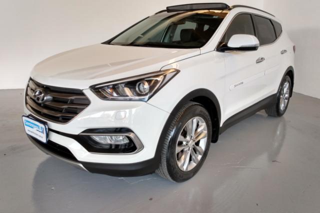 3.3 MPFI 4X4 7 LUGARES V6 AUT.