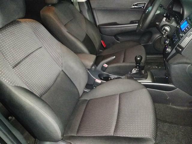 Hyundai I30 2.0 Mpi Gasolina 4P Manual 2011 - Foto 10