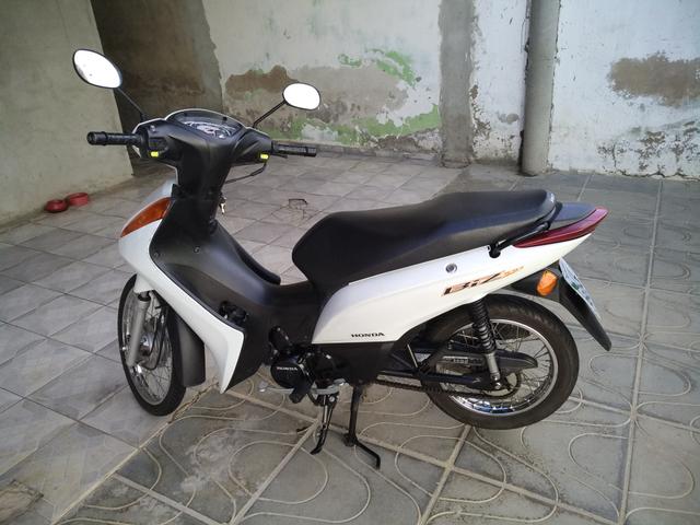 HONDA BIZ 100 2015