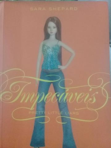 Vendo livro "impecáveis - pretty little liars "