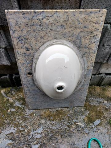 Pedra de granito com cuba - Foto 2