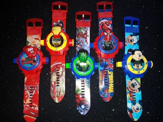 sandalia infantil super herois