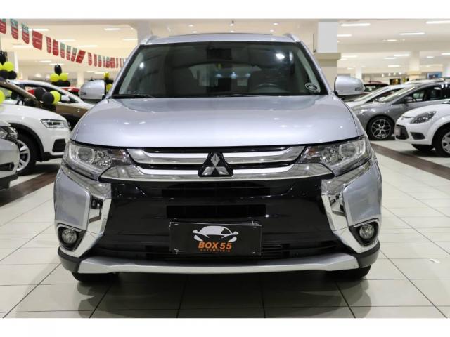 Mitsubishi Outlander 2.2 DIESEL - Foto 3