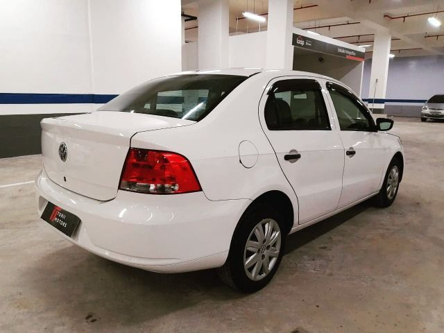A - Volkswagen Voyage 1.6 - Flex - 2012 - Foto 3