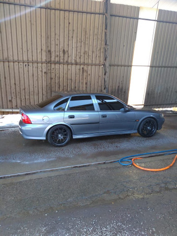 Vectra GLS 2.2 8V