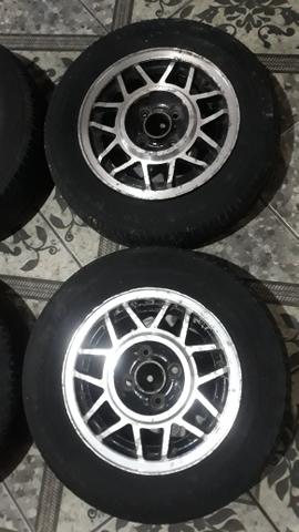Rodas 13 snowflacke com pneus - Foto 3