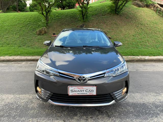 Toyota Corolla Xei cinza aut 2018 27.000km - Foto 3
