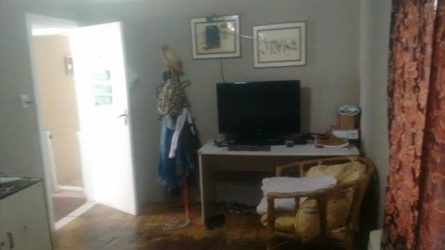 Casa com pátio grande - Foto 14