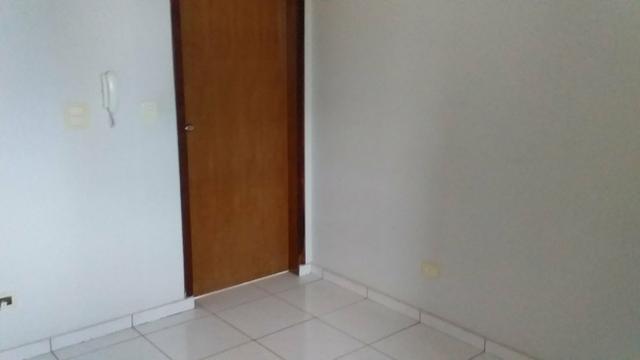 Alugo apartamento próximo a UEM - Foto 3