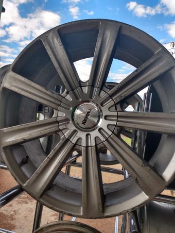 Roda 17/ cinco furos 5×100/5×108