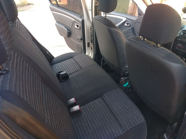 Sandero - Foto 4