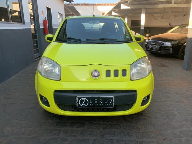 FIAT UNO VIVACE 1.0 COMPLETO ÚNICO DONO