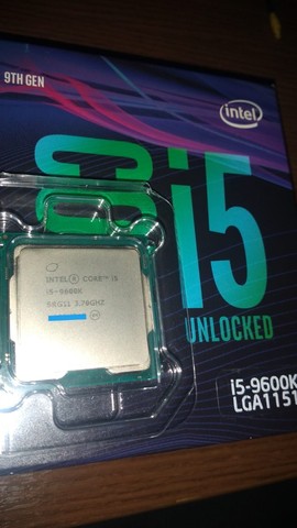 Processador Intel 9600K zero 100%