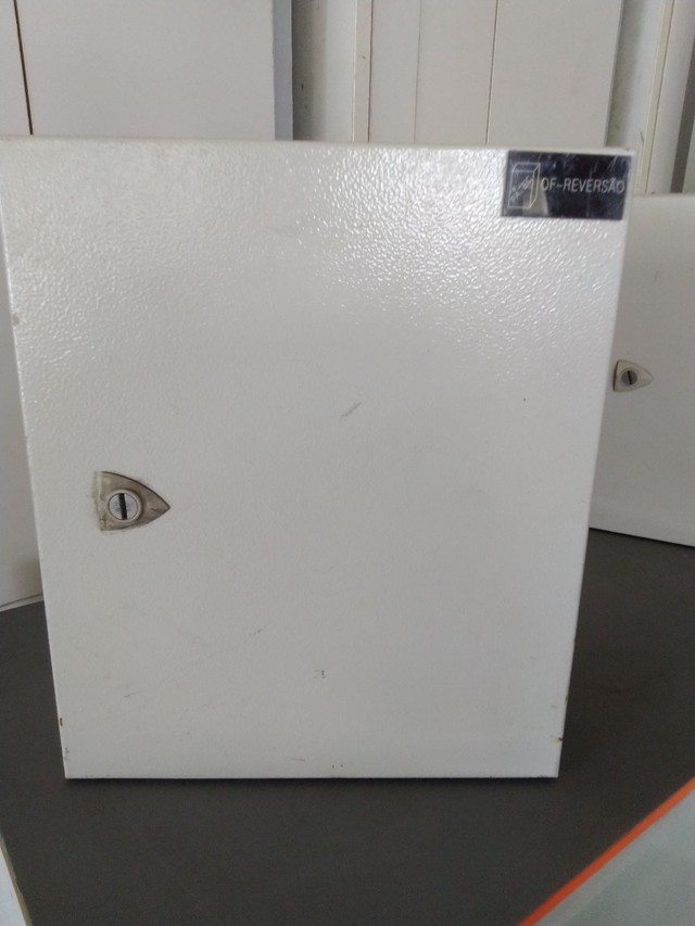 Painel de comando, disjuntor  - Foto 2