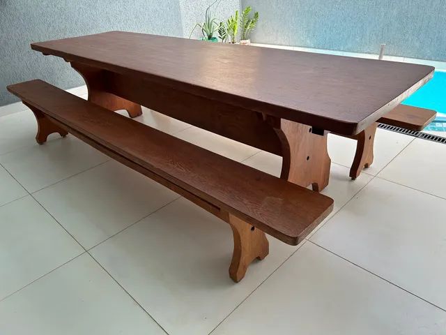 Mesa de madeira Maciça 