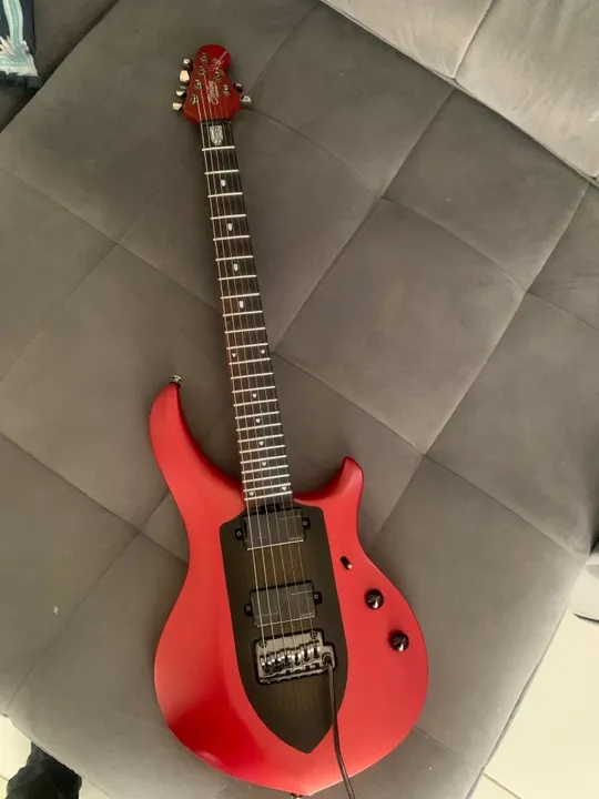 Sterling maj100 by Music man