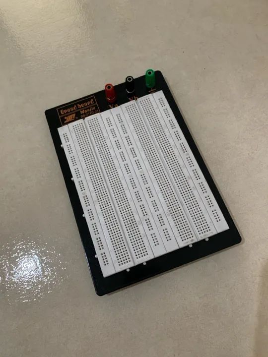 Protoboard para projetos eletrônicos