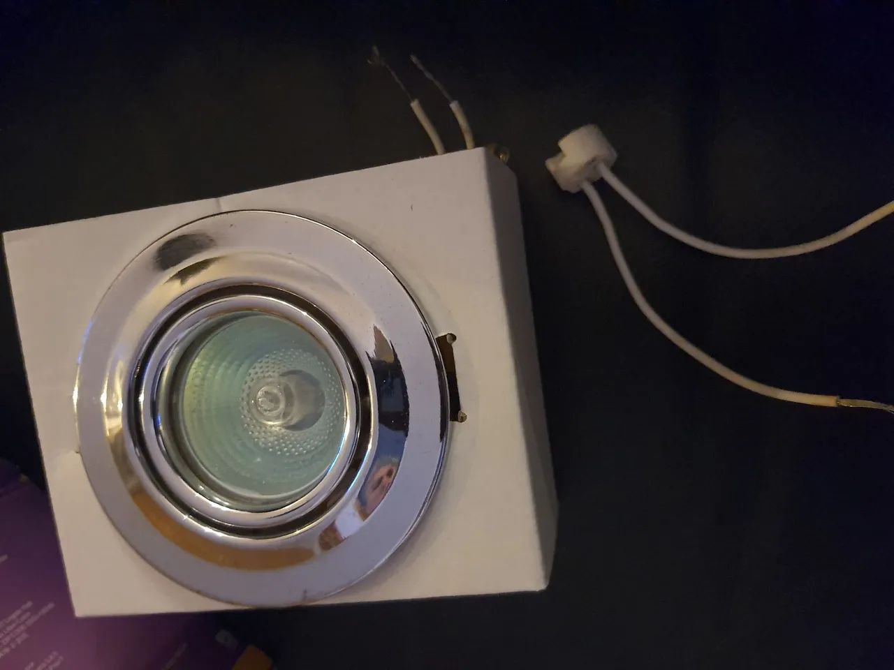 Kit completo luminária Lâmpada 50W Luz Quente - Foto 4