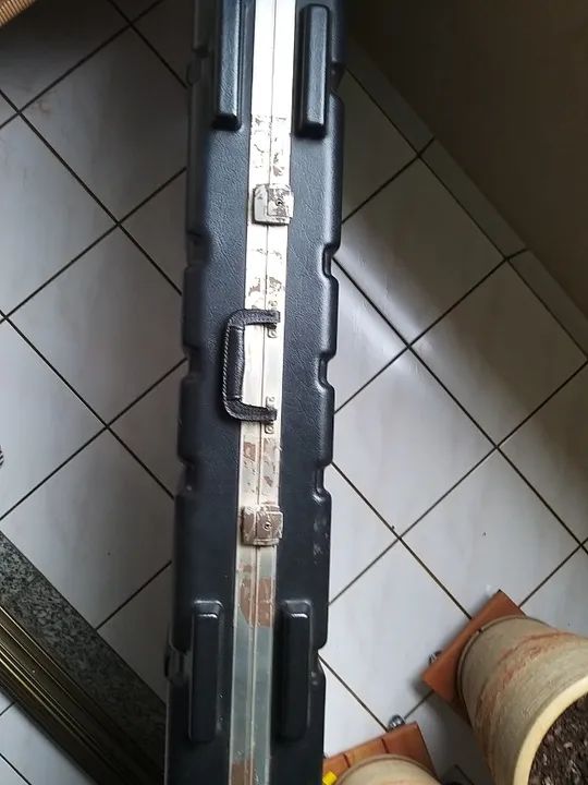 Estojo para Teclado (Case) SKB 88 Notas - Protege seu teclado - Excelente Compra - Foto 4
