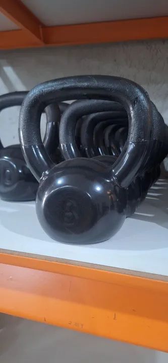Peso Treino Chaleira Kettlebell 8KG por R$ 119,92 cada