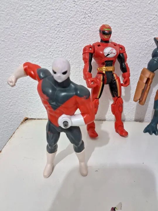 Lote de 10 Action Figures  - Foto 2