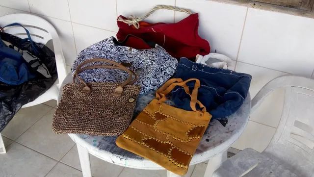 Lote de 10 Bolsas usadas , Preço 80,00