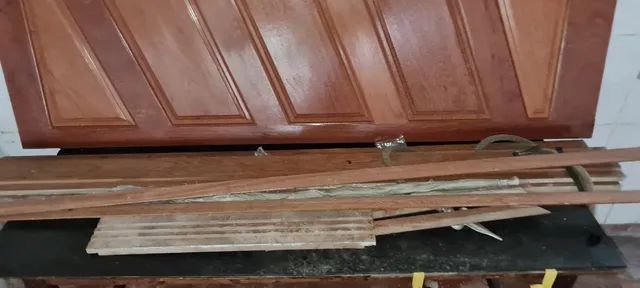 Porta de madeira em Angelim - Foto 2