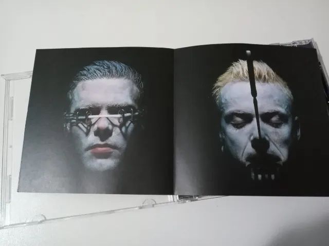 CD Rammstein Sehnsucht raro importado faixas bônus - Foto 3