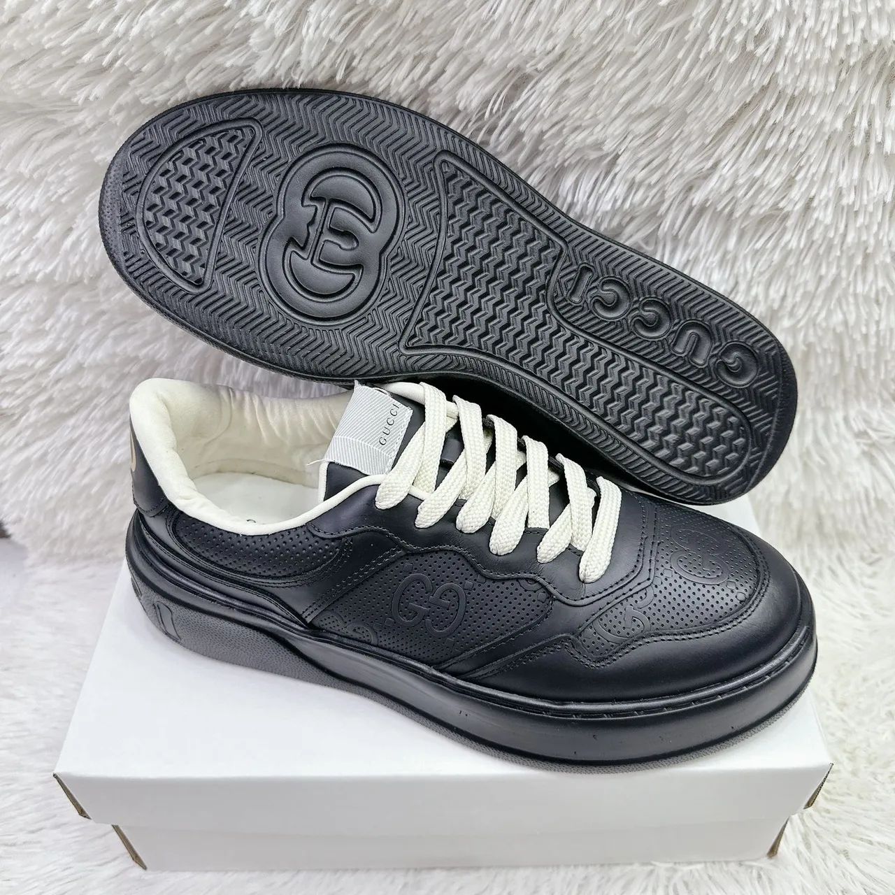 Tênis Gucci preto lançamento 