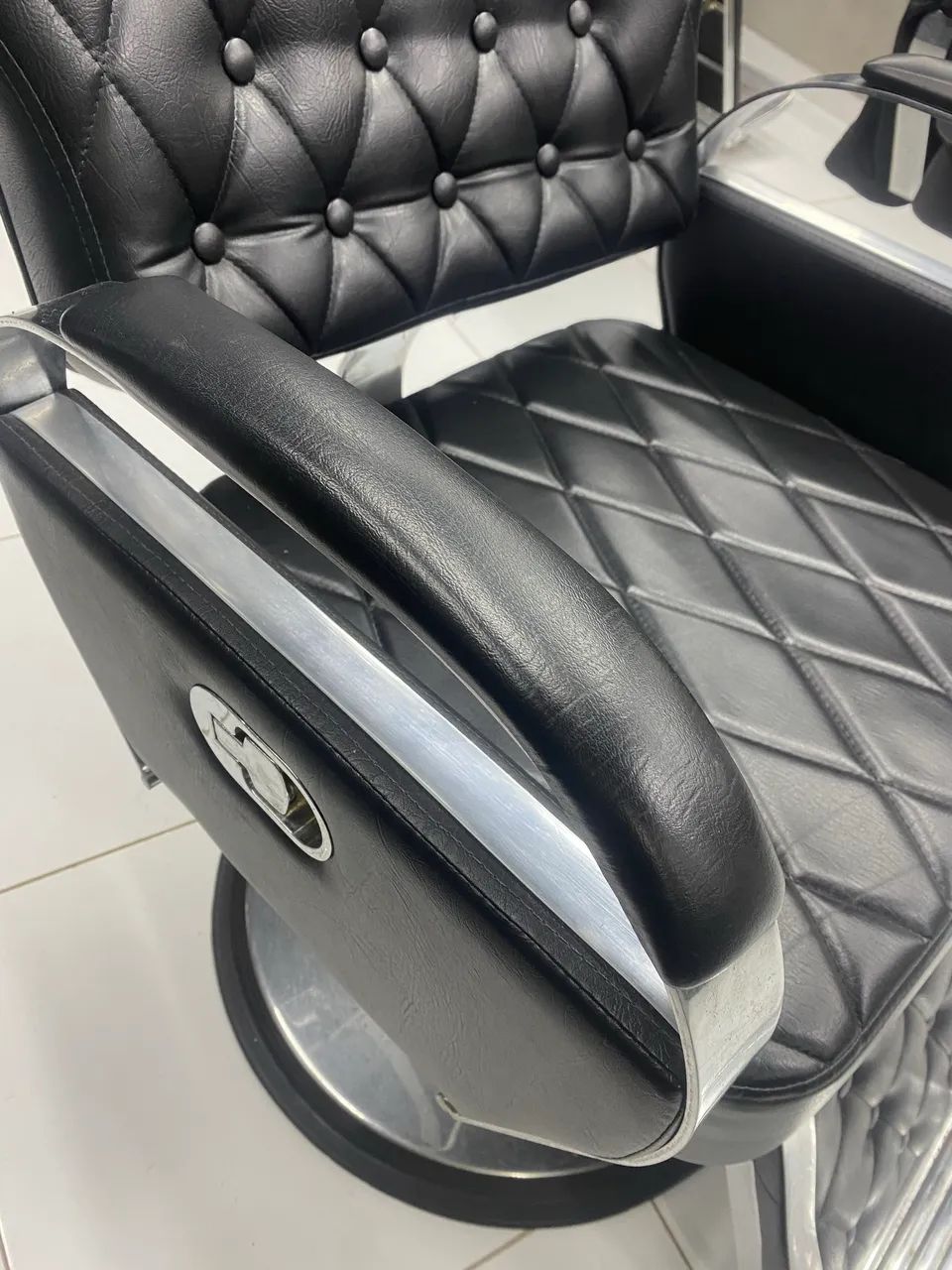 Cadeira barbearia - Foto 4