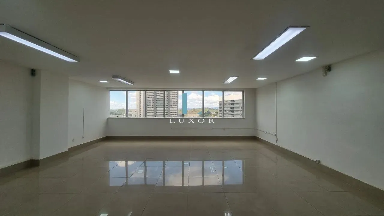 Salas Vila da Serra Locação
