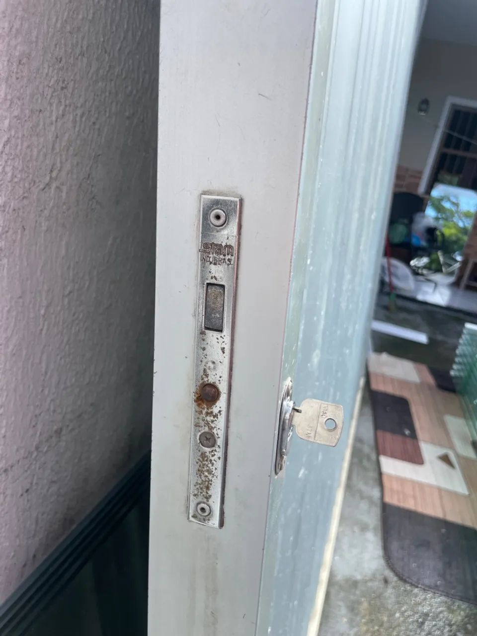 VENDO!!! Porta de Alumínio para Garagem de correr  - Foto 2