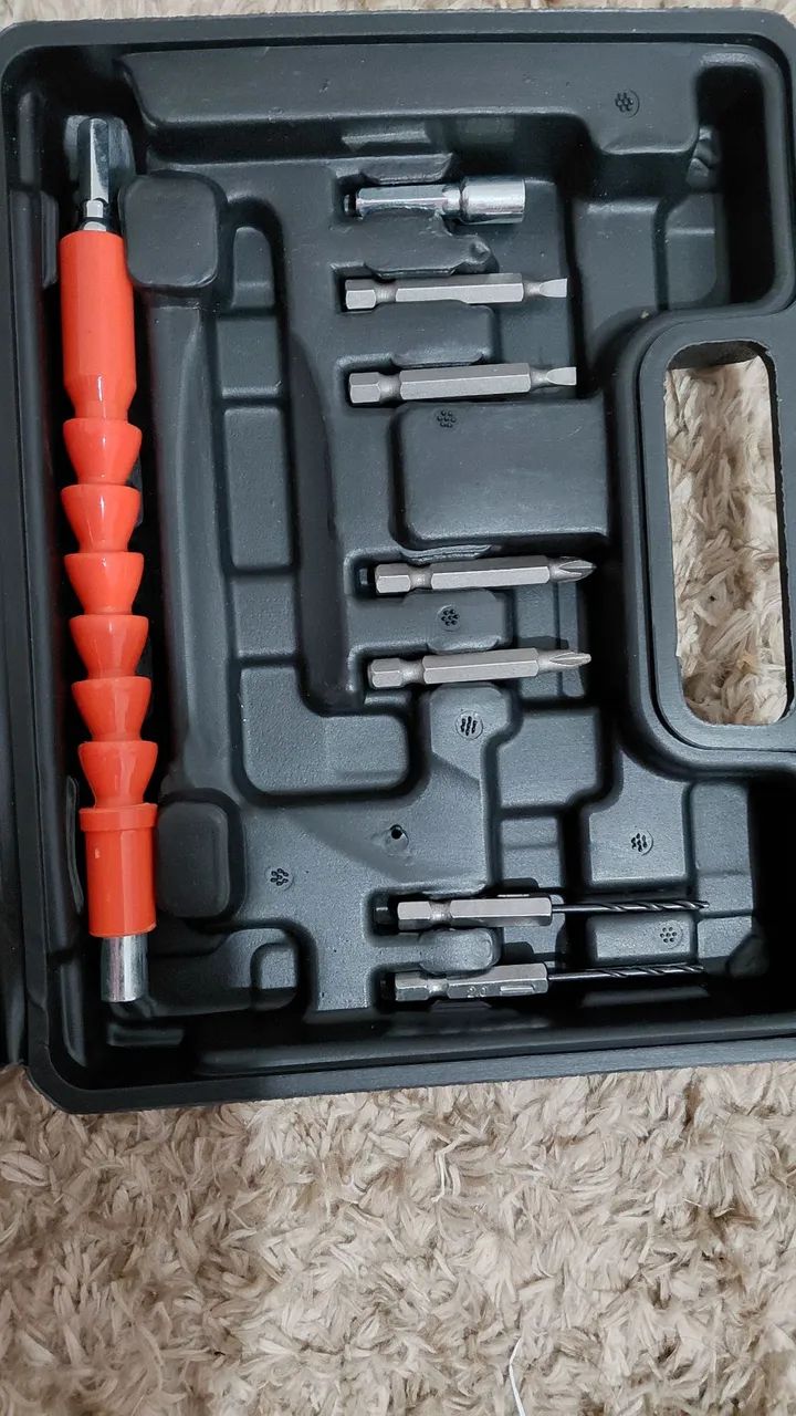 Parafusadeira64840822840322122