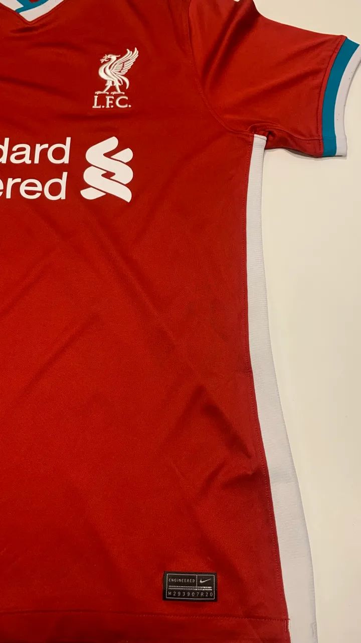 Camiseta Liverpool M - perfeito estado - Foto 3