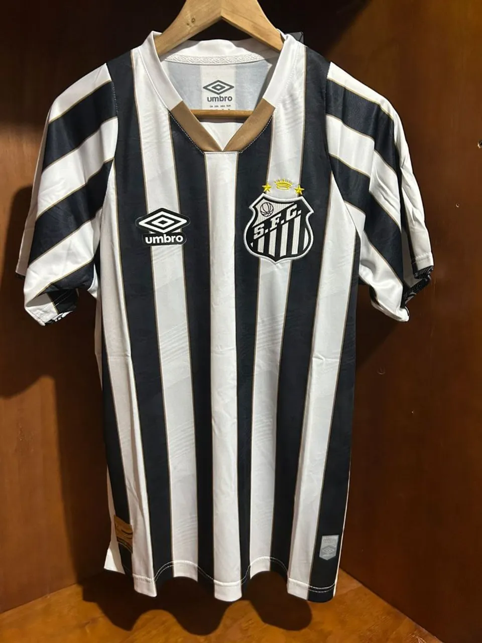 Camisa de Futebol Santos Umbro Listrada