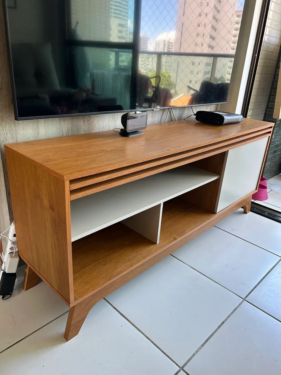 Greek-Style Rack in Cinnamon Color by Permóbili