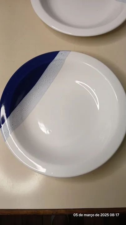 Jogo de 3 Pratos Branco com Azul - Foto 4