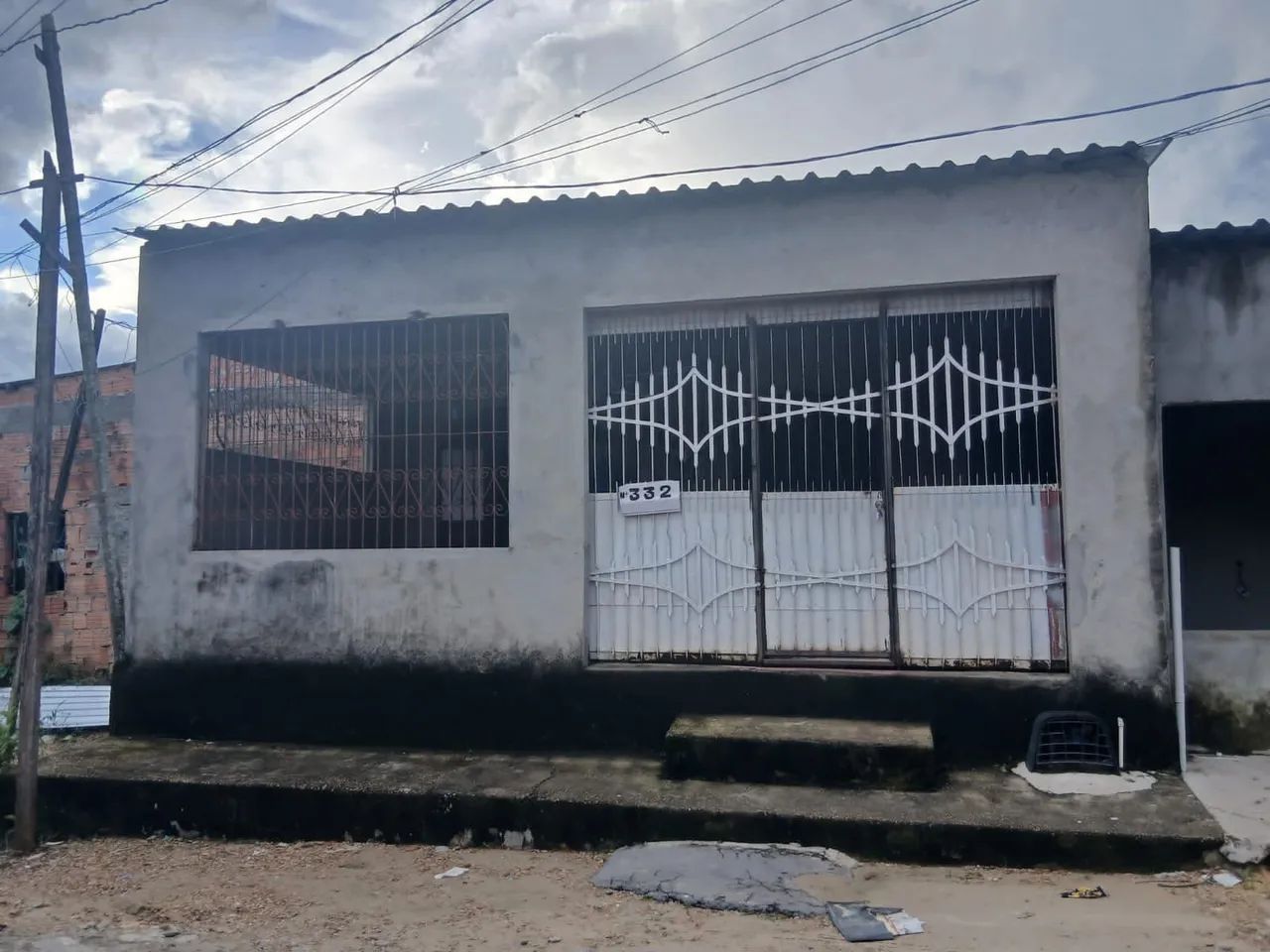 Vendendo está casa no Alfredo Nascimento