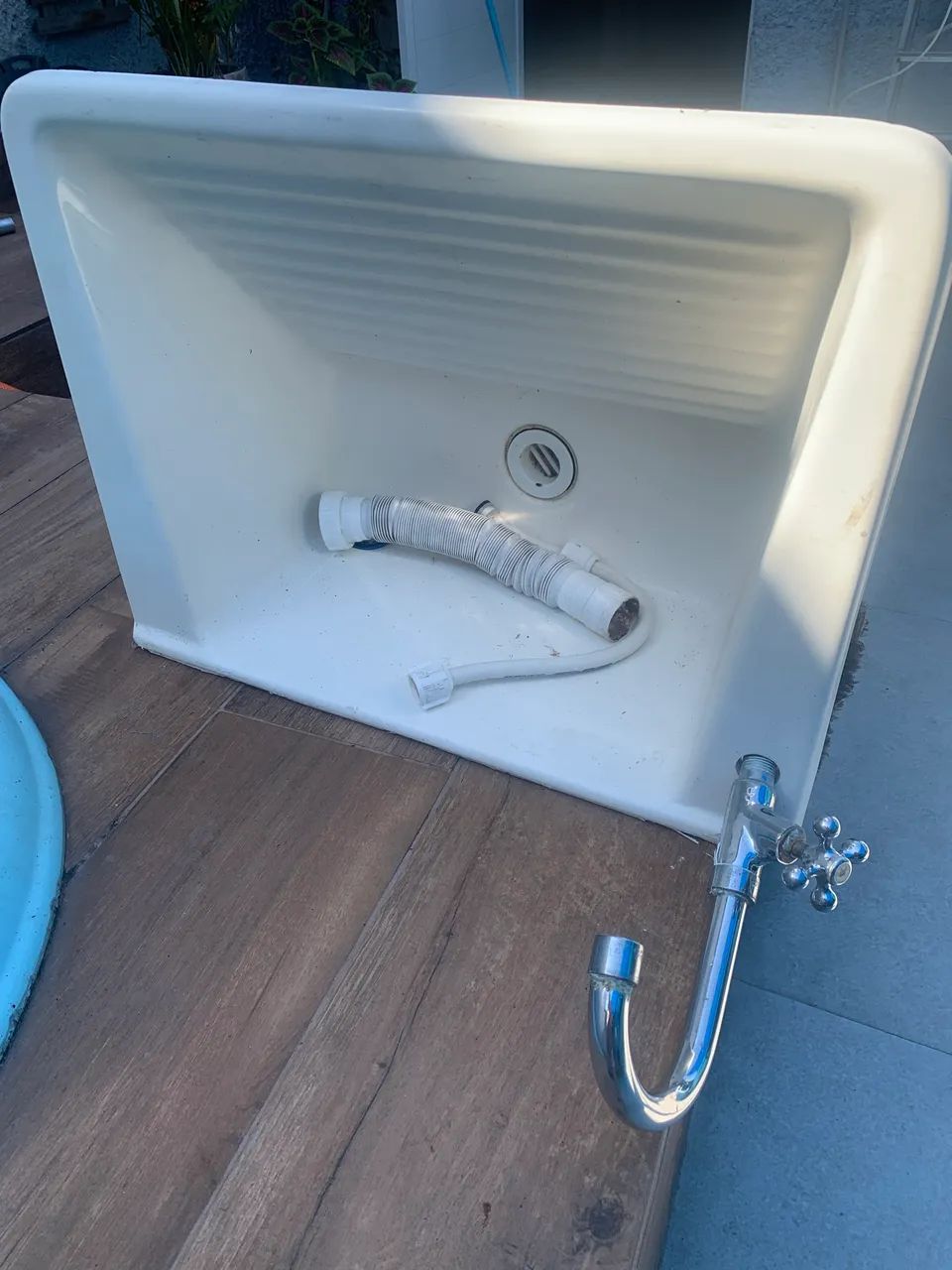 Tanque com torneira  - Foto 2