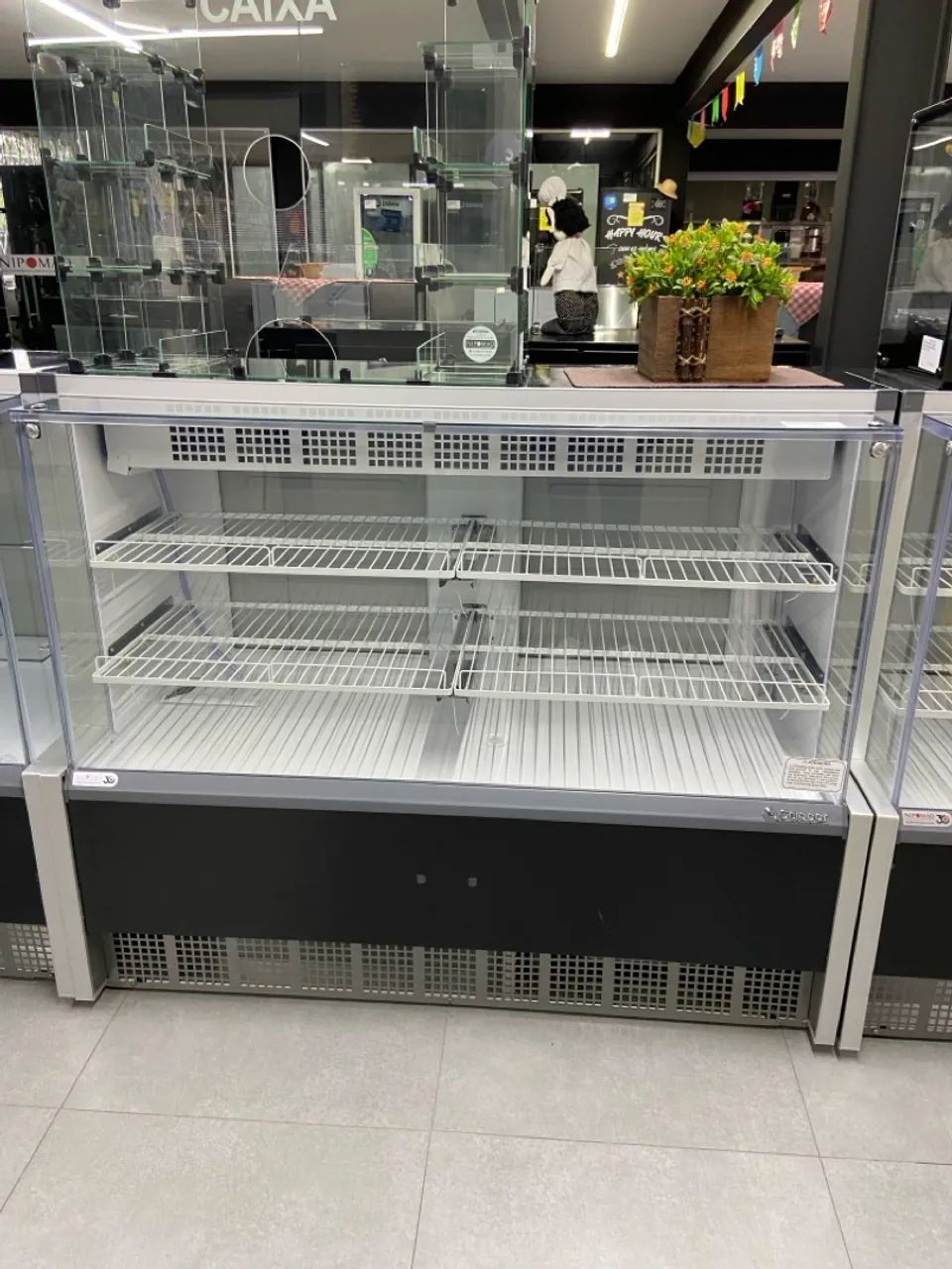 GPEA-140R PR VITRINE REFRIGERADA CONFEITARIA AURORA - GELOPAR