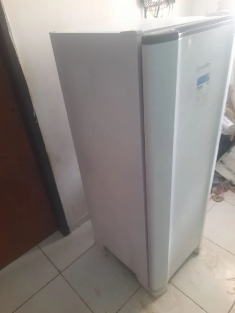Vende-se geladeira Esmaltec  - Foto 3