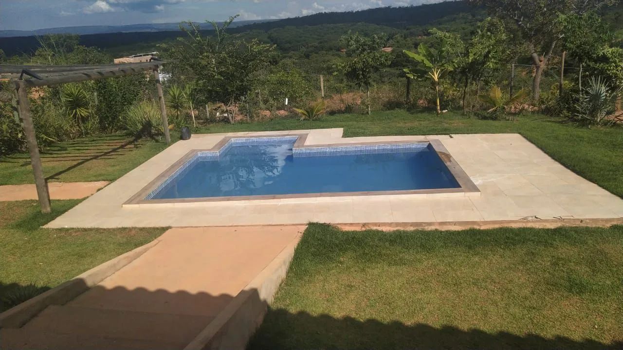 Linda chácara com piscina..Estrada Juramento!!!