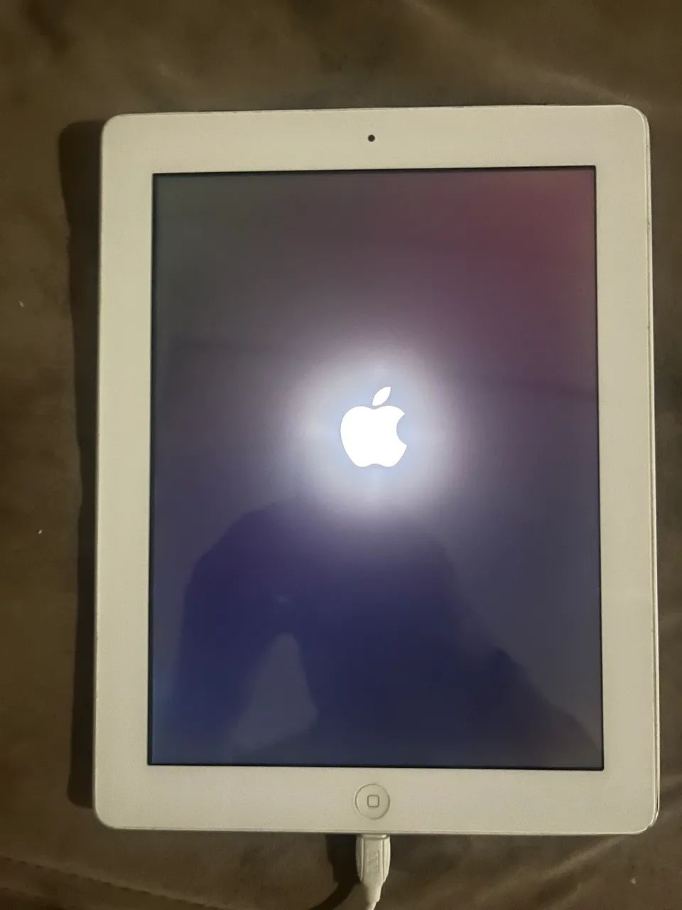 iPad 4th Generation – Good Condition > Functional64297079732354120