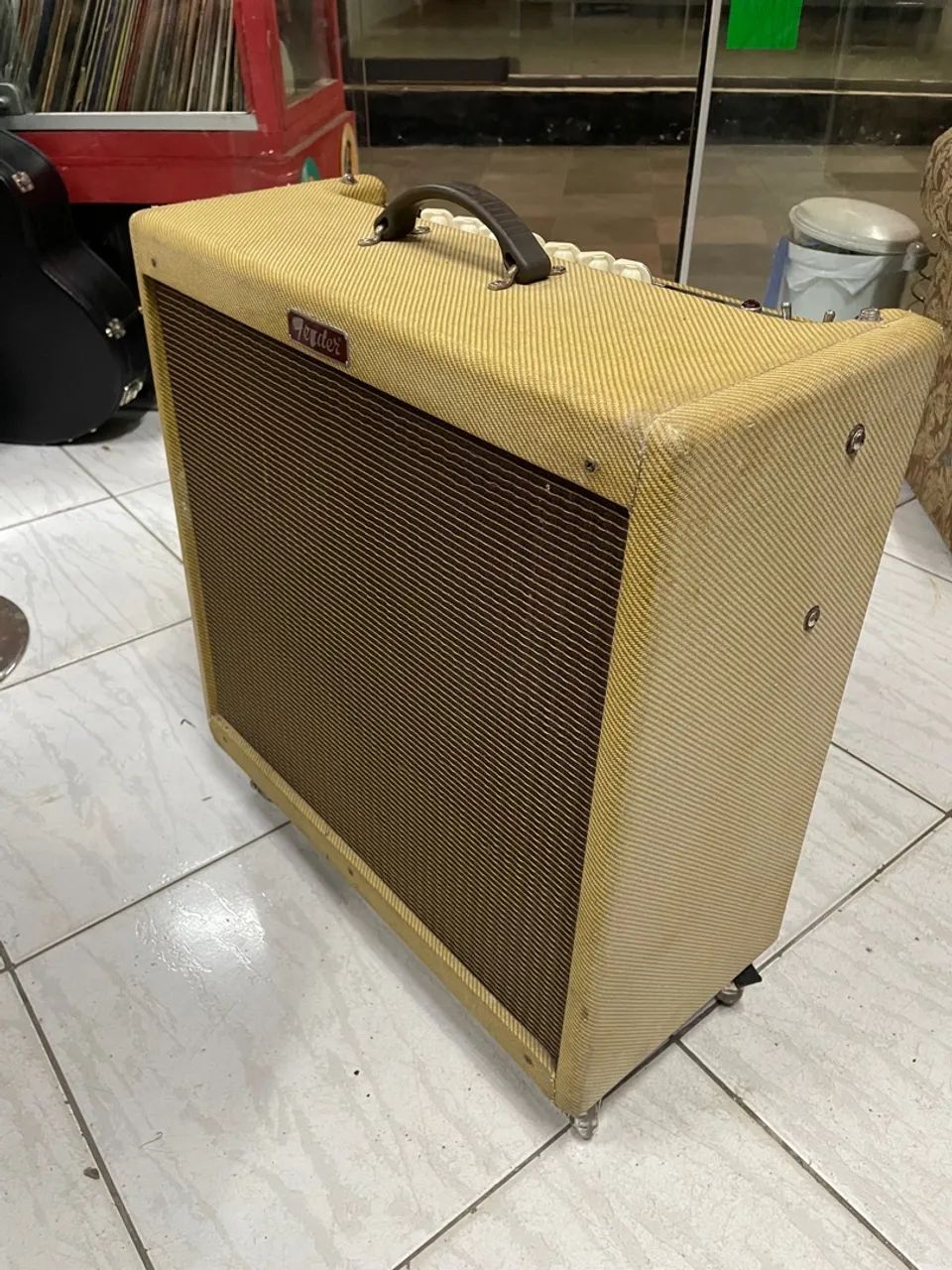 Amplificador Fender Blues DeVille