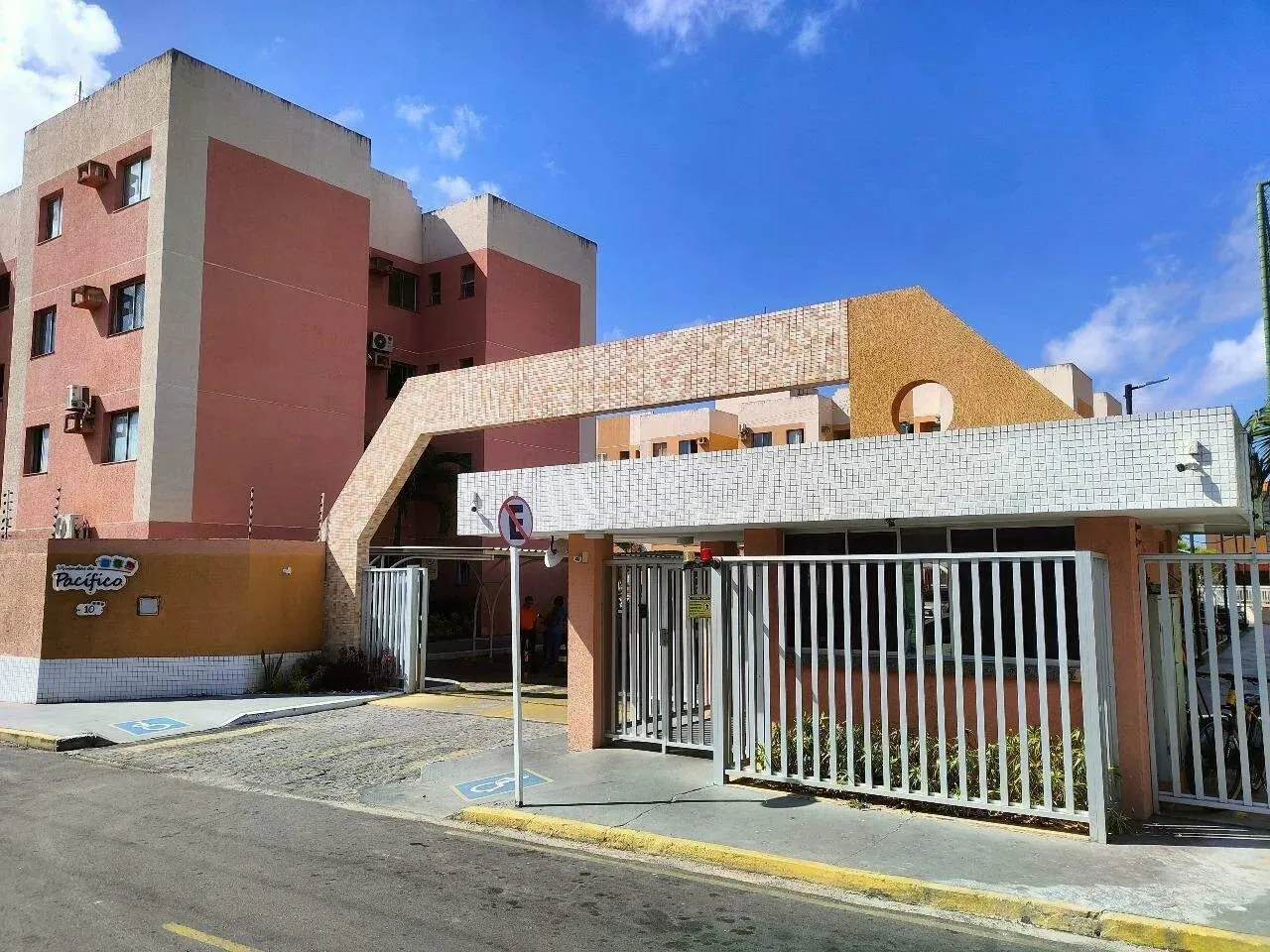 Aluga-se Apartamento Mobiliado e Pronto para Morar no Condomínio Vivendas do Pacífico