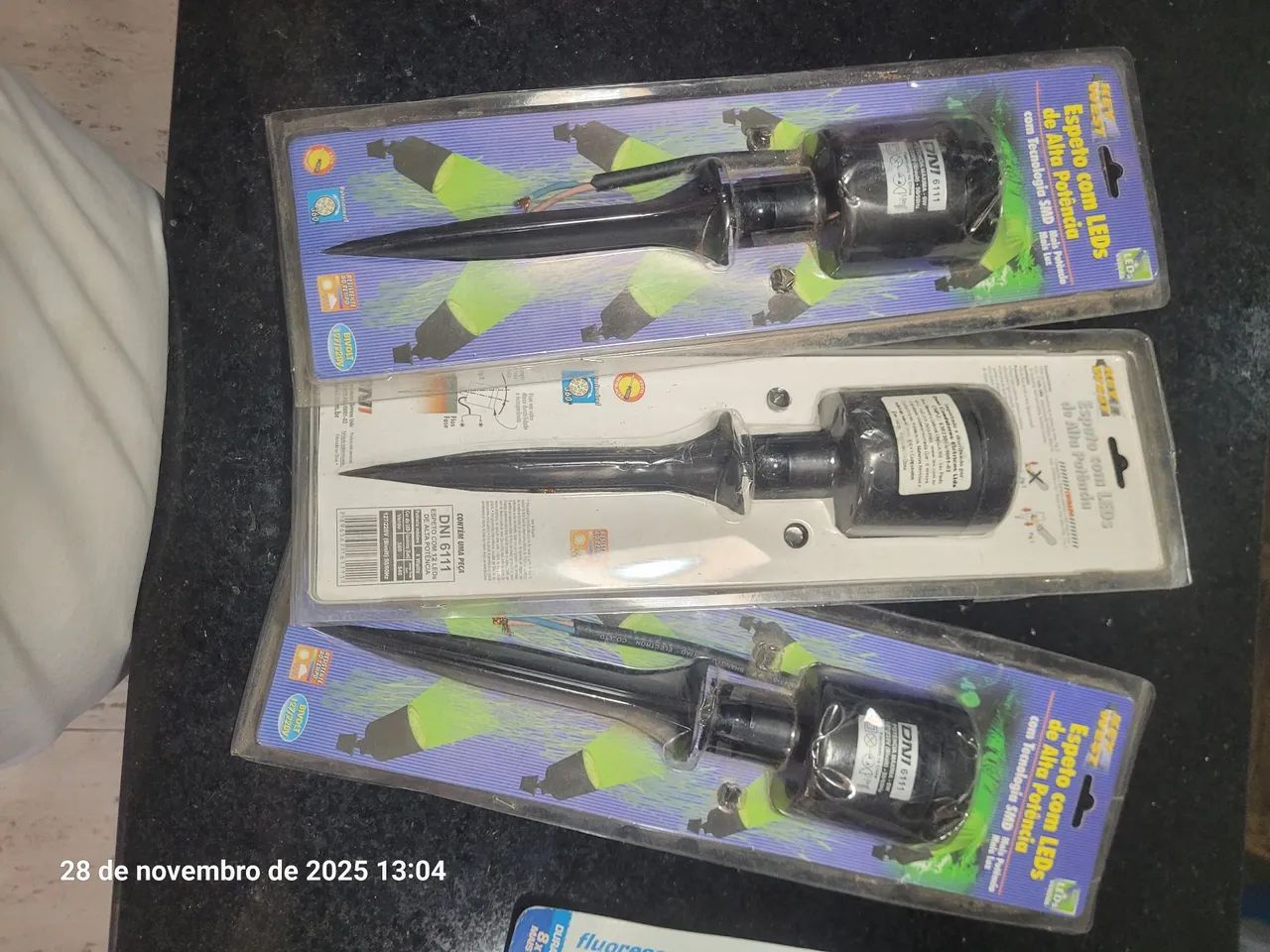 Kit 3 Espetos LED 12 Leds Alta Potência Verde - Jardim/Decoração - Foto 3