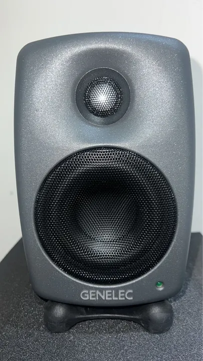 Caixa Acústica Genelec 8020D - Monitor de Estúdio