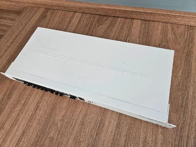 Mikrotik Cloud Router Switch CRS326-24S+2Q+RM Level 664529514256769123