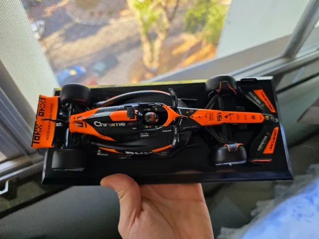 Miniatura F1 Mclaren MCL38 Oscar Piastri 2024 Aceito Cartão - Foto 4