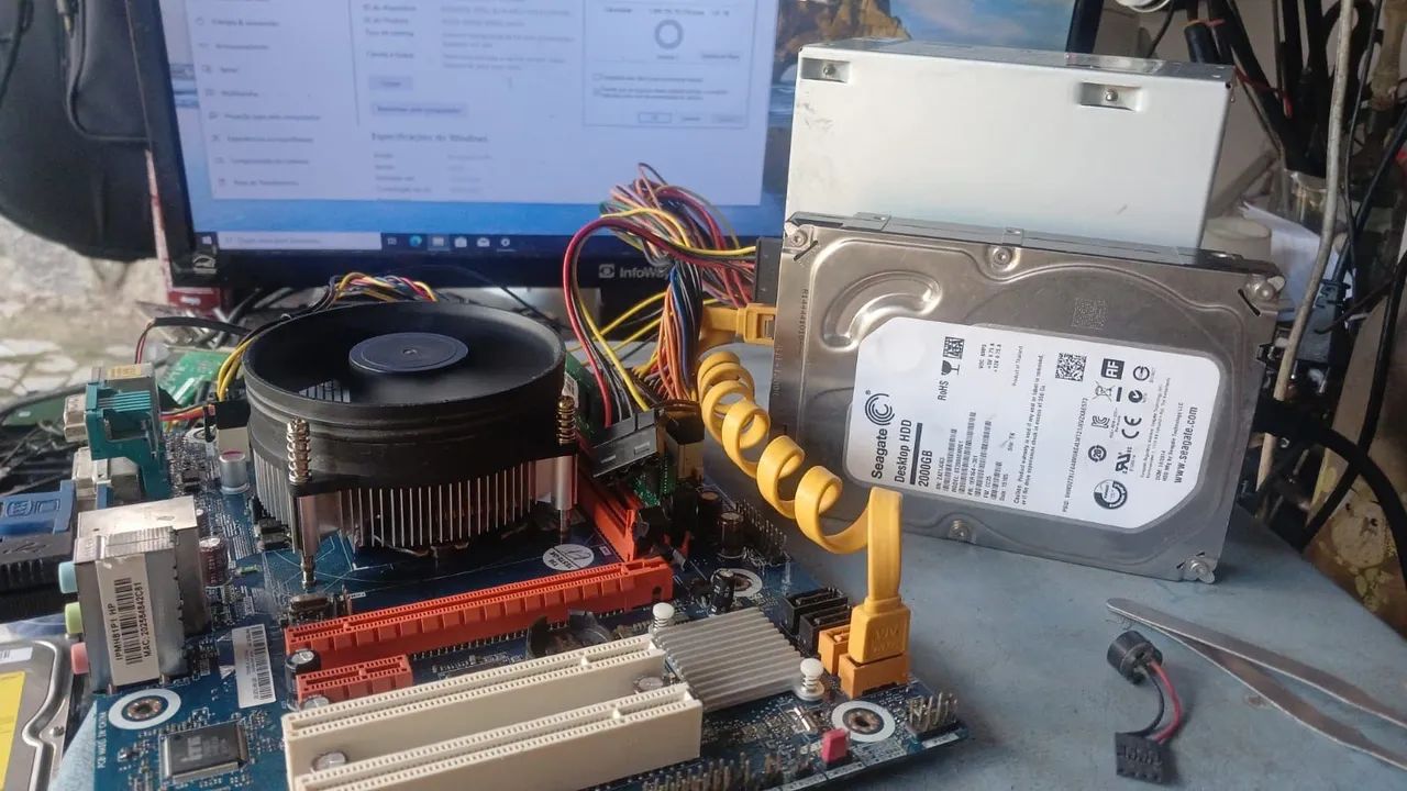 Placa mãe mais processador i3 4130 - Foto 2